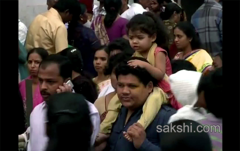 andhra pradesh devotees throng temples on vaikunta ekadasi7