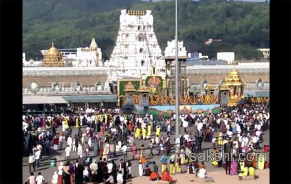 andhra pradesh devotees throng temples on vaikunta ekadasi29