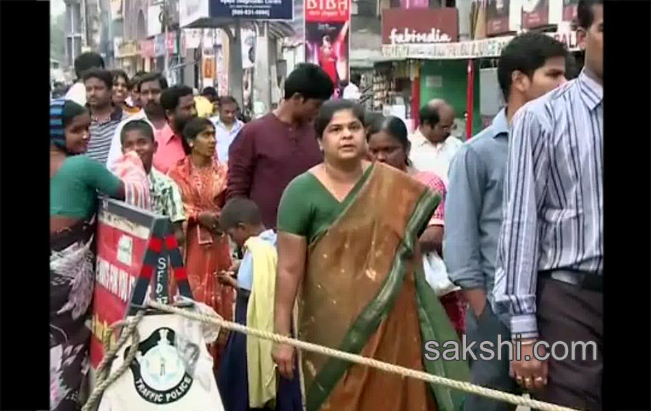 andhra pradesh devotees throng temples on vaikunta ekadasi42