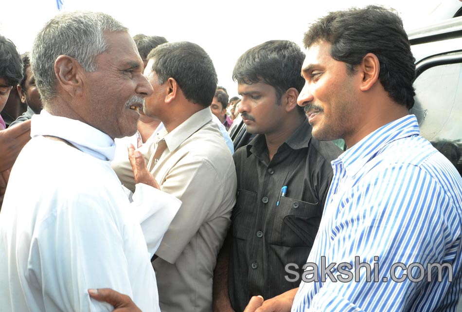 YS Jagan mohan reddy Samiyakashkaram Yataya - Sakshi11