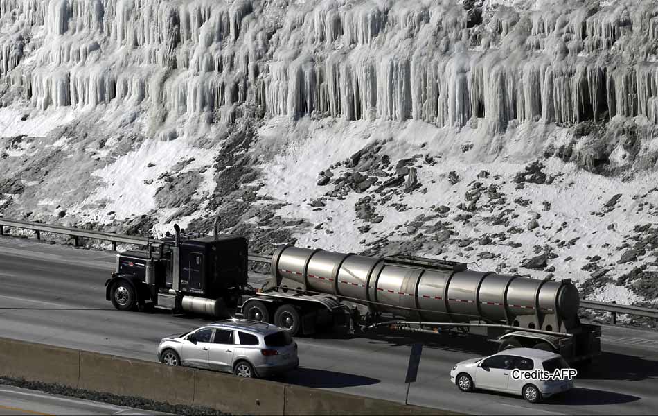 Alabama Students Trapped In Schools After Winter Storm Hits Southern US7