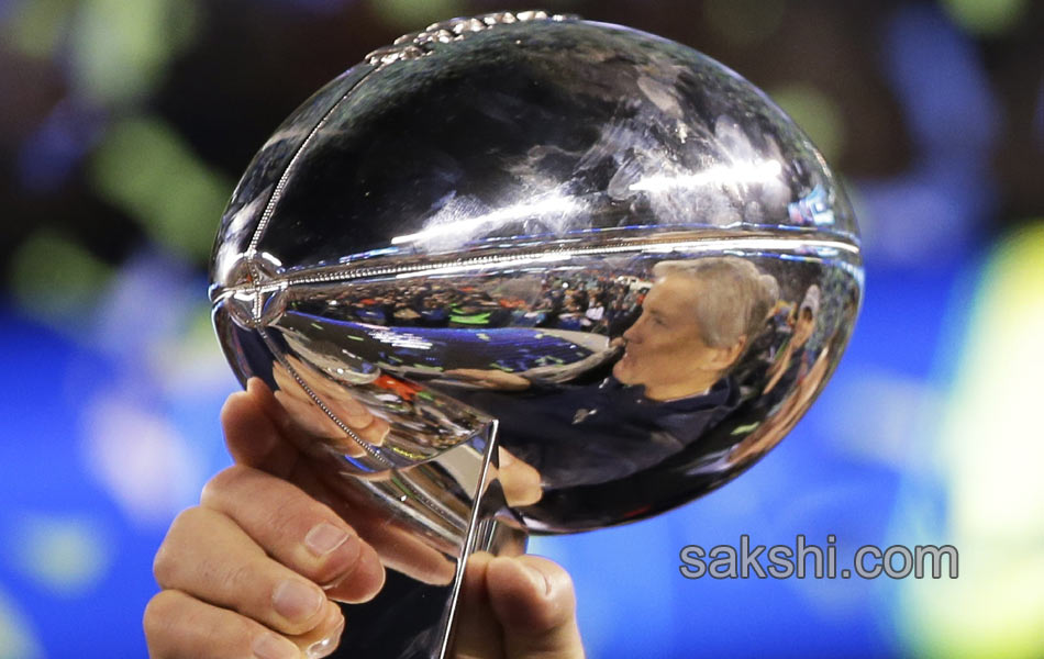 Super Bowl Football in America - Sakshi13