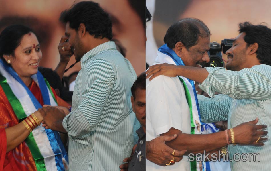 jagan mohan reddy samaikya shankaravam tour in srikakulam - Sakshi3