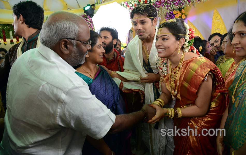 geetha madhuri with nandu marriage40