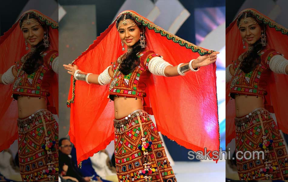 Traditional Waves in Miss India 2014 Contest at Mumbai9