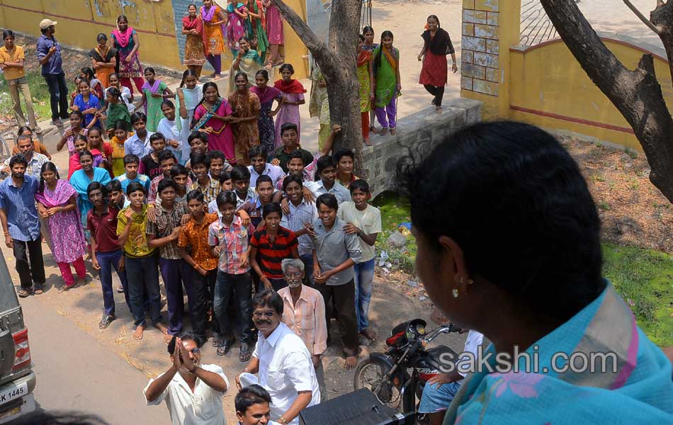 Vijayamma s Janapatham at Guntur District - Sakshi28