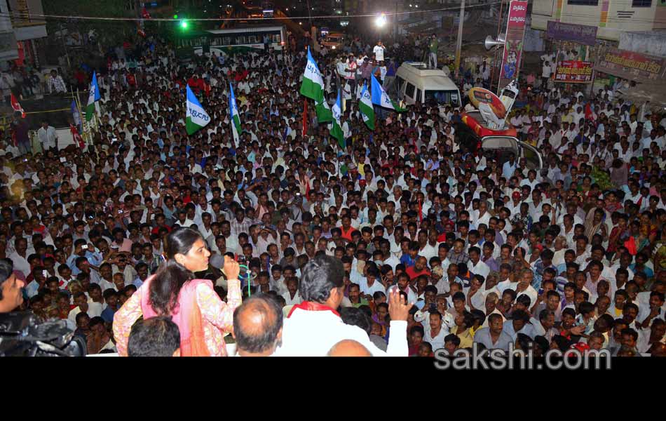 Sharmila s Janapatham at Khammam Distric - Sakshi23