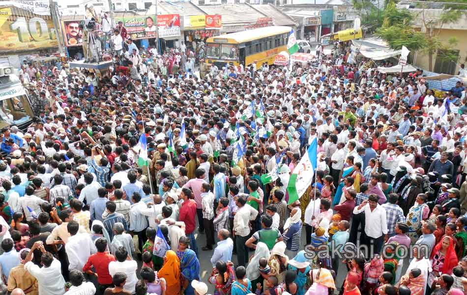 Sharmila s Janapatham at Warangal District - Sakshi8