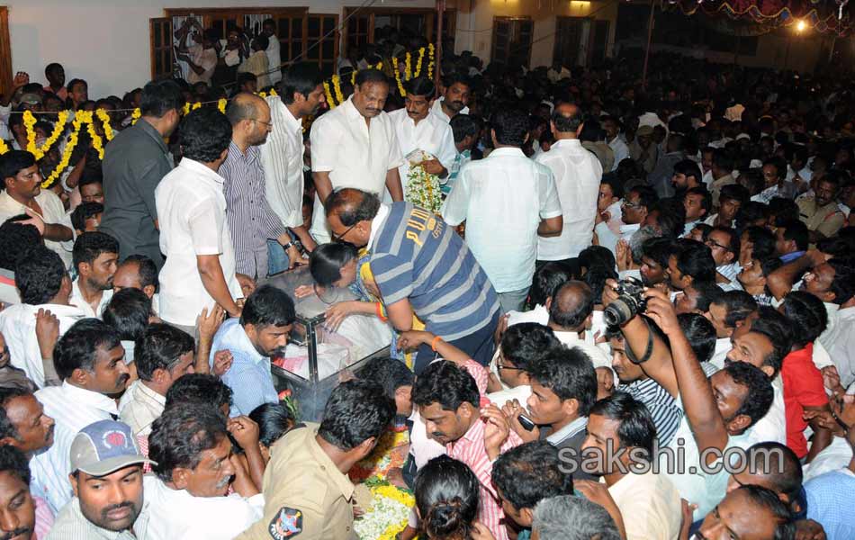 Shobha Nagireddy lies in state  Nandyal11