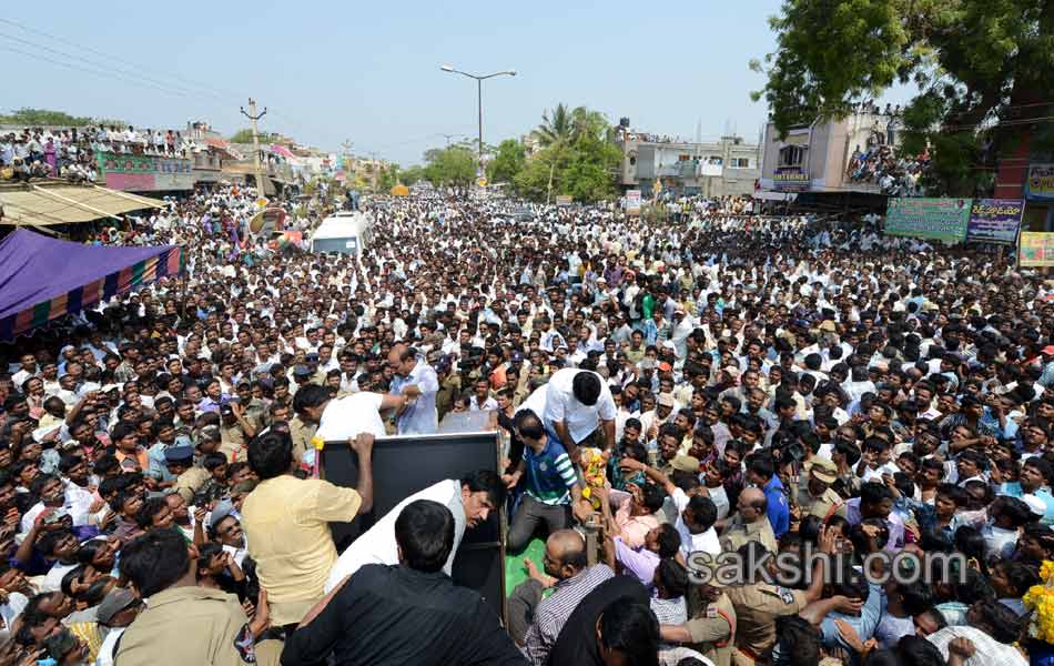 Shobha Nagireddy last rites today - Sakshi14