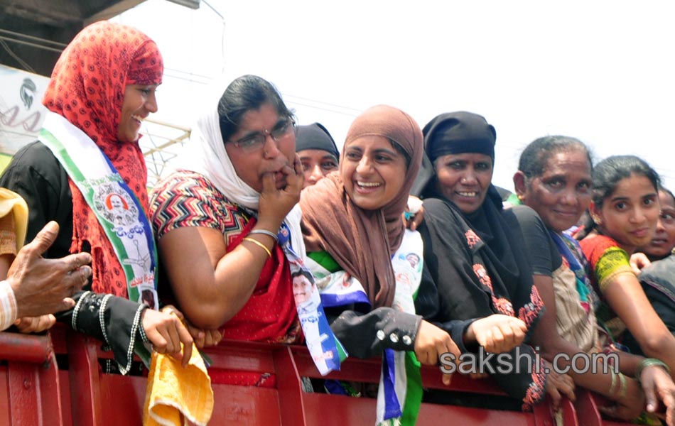 YSRCP election campaign - Sakshi3