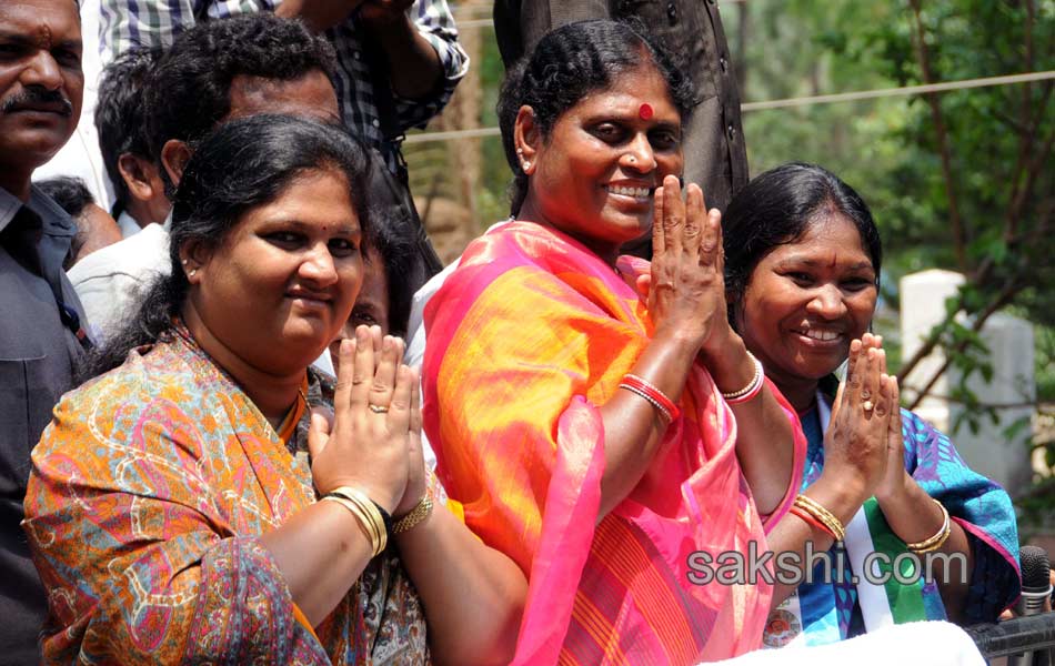 YSRCP election campaign - Sakshi28