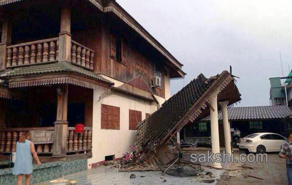 Earth Quake in Thailand14