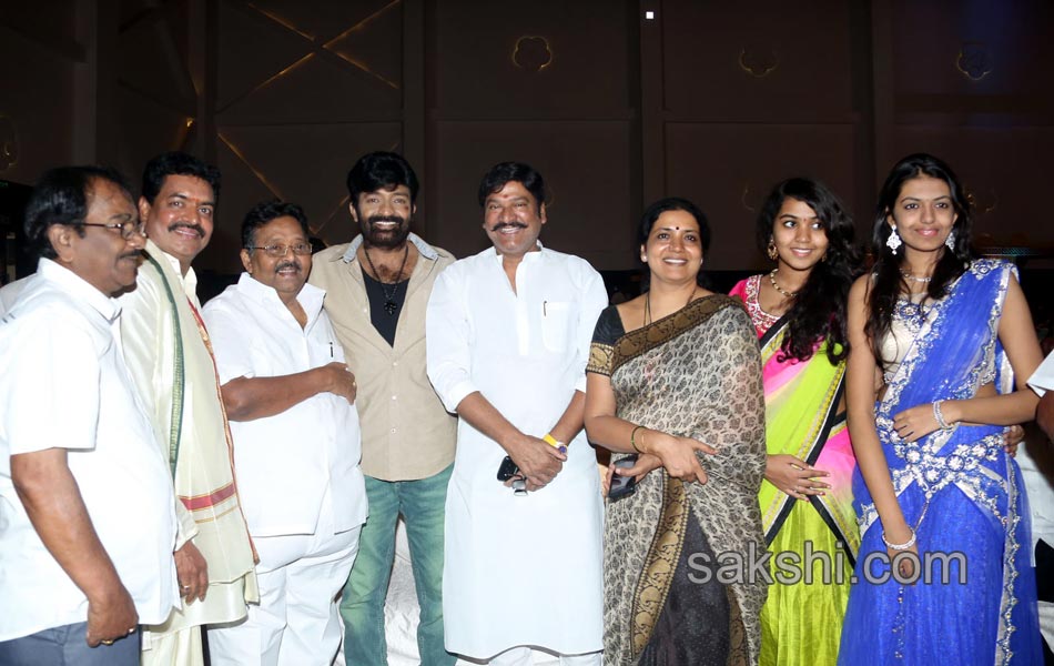 Celebs at Sivaji Raja Daughter Wedding27