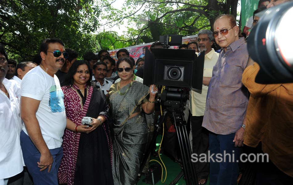 Mahesh Babu launches Naveen Vijay Krishna film17