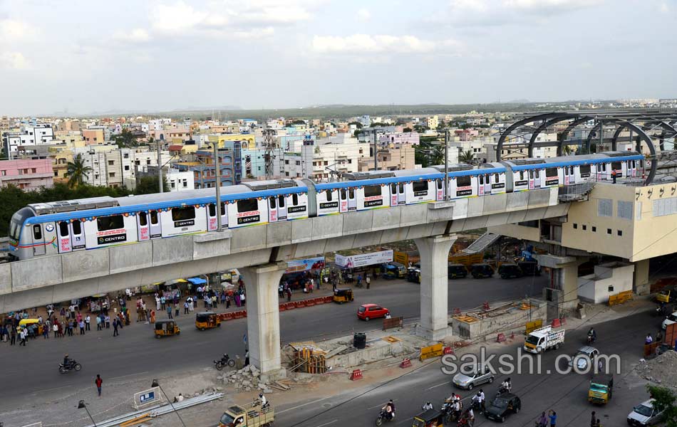 Hyderabad Metro Rail Test Run scenes - Sakshi1