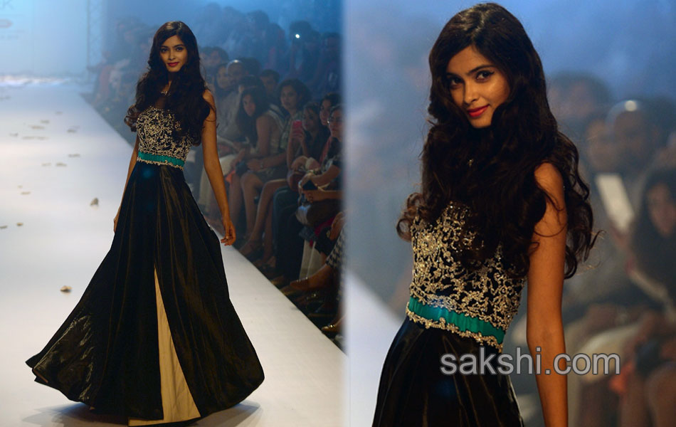 celebrities at lakme fashion week4