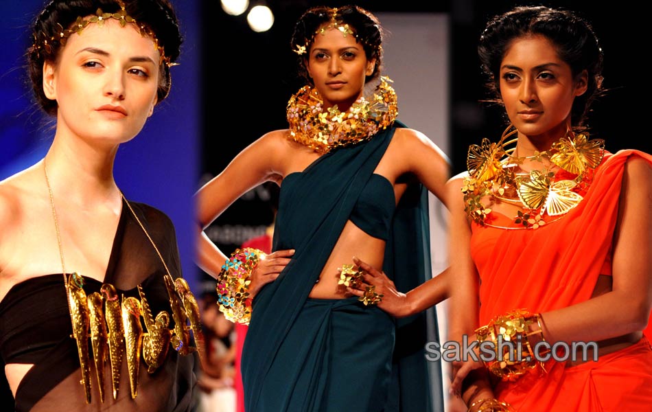 celebrities at lakme fashion week17