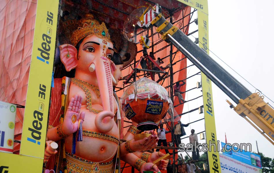 Ganesh statues installed at various places1