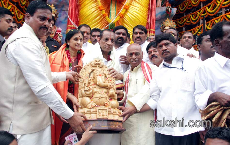 Ganesh statues installed at various places2