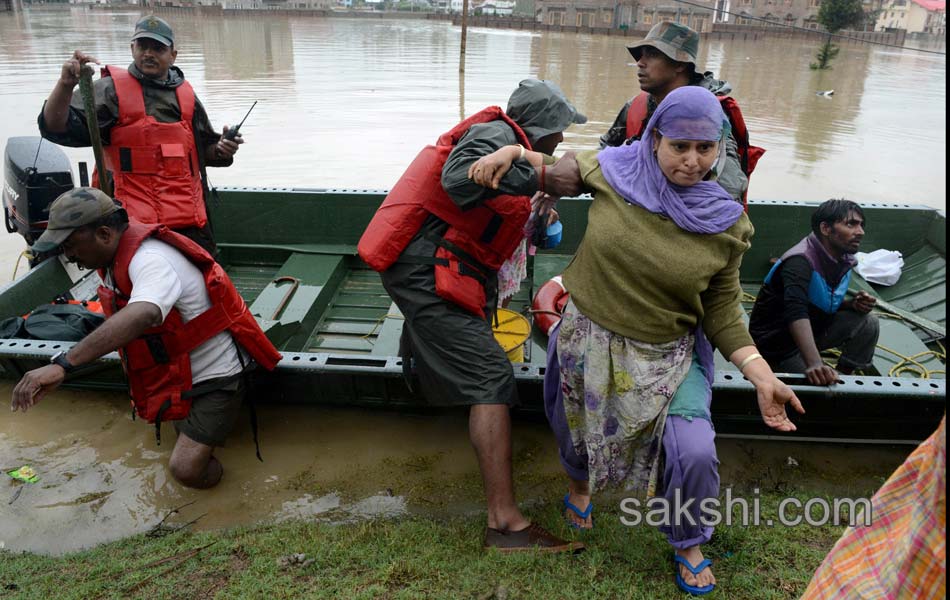 Floods hit Jammu and Kashmir - Sakshi10