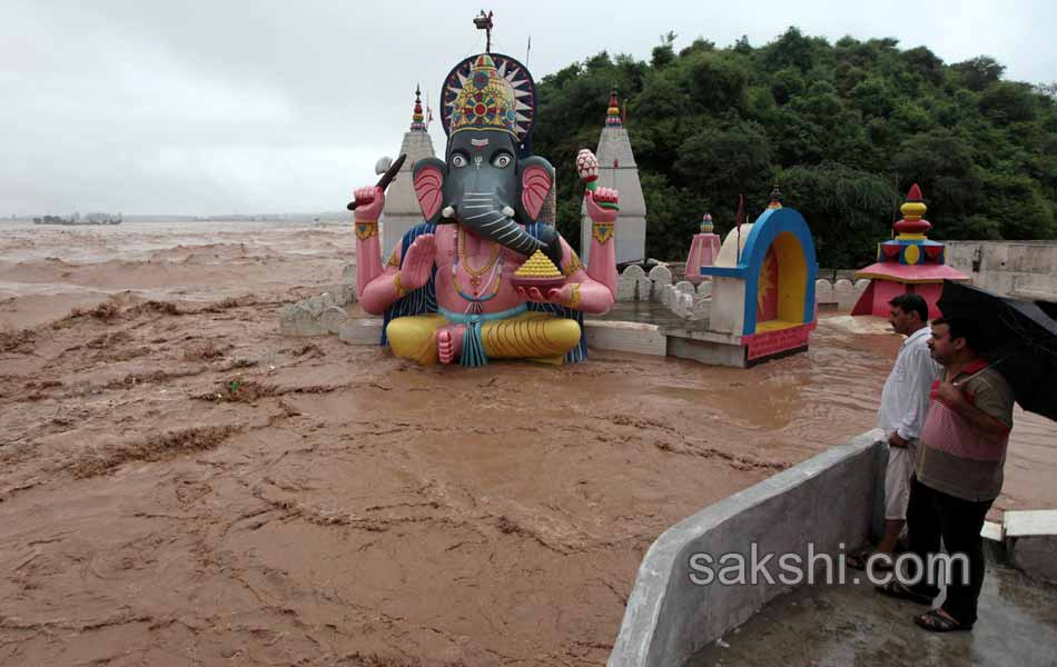 Floods hit Jammu and Kashmir - Sakshi13