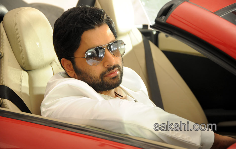 Rowdy Fellow Movie stills2