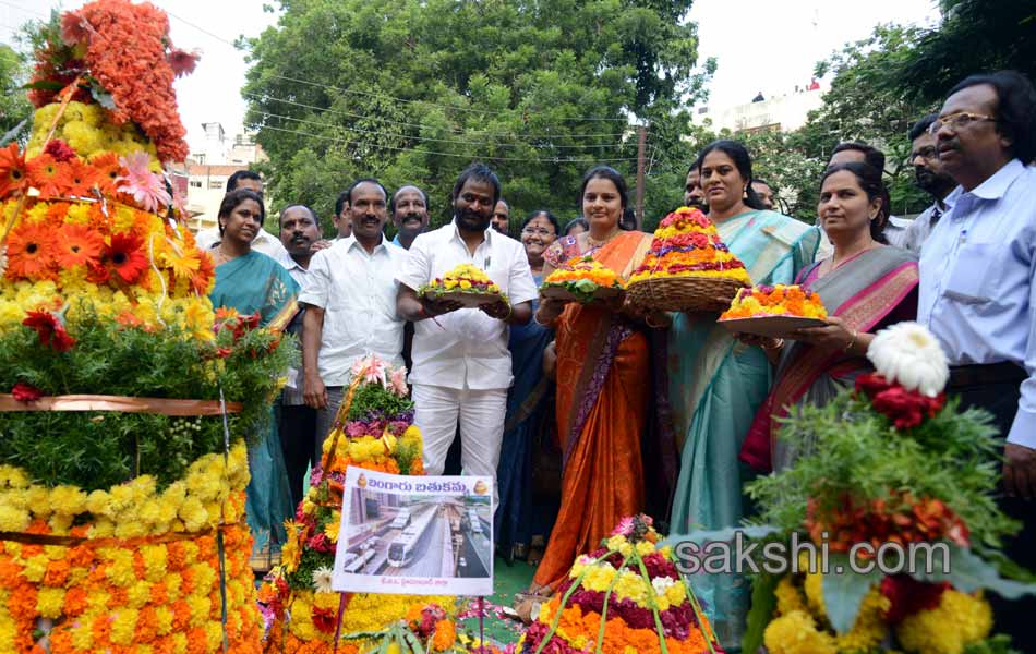 batukamma festival celebrations24