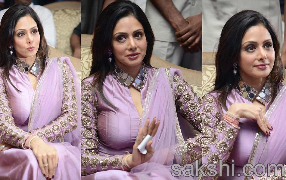 sridevi Arrives in Taj deccan programme - Sakshi6