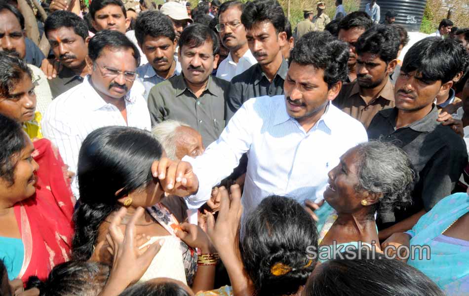 Y S jagan mohan reddy  to tour cyclone affected areas - Sakshi6