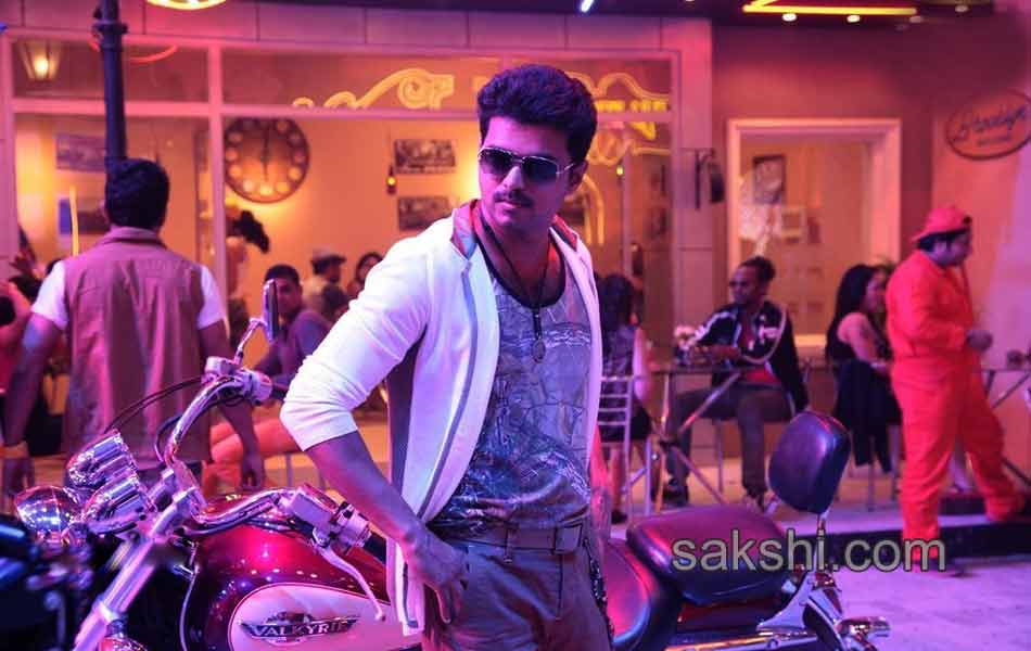 Kaththi New movie stills3