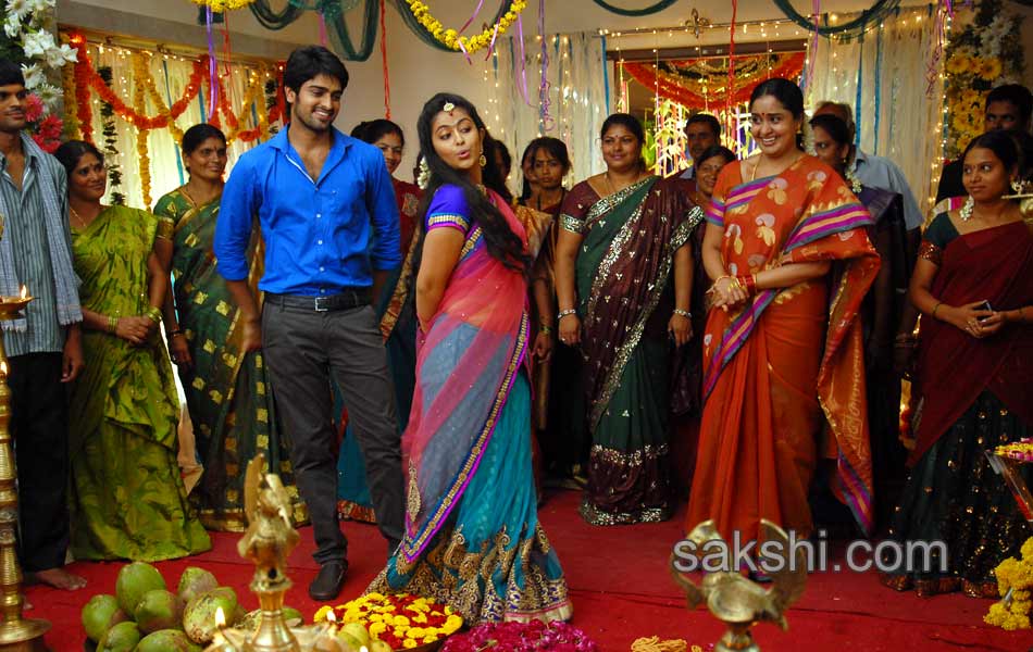 Lakshmi Rave Maa Intiki Movie Stills2