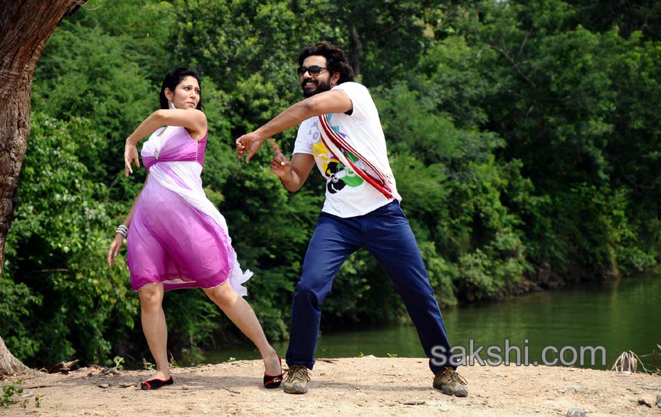 Geethopadesam Movie Still9