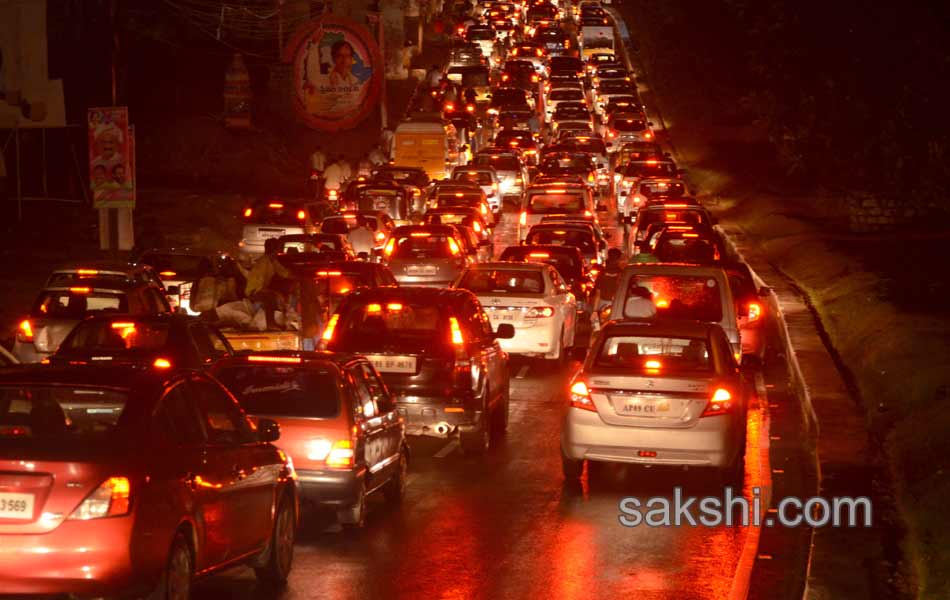 heavy rain in hyderabad - Sakshi2