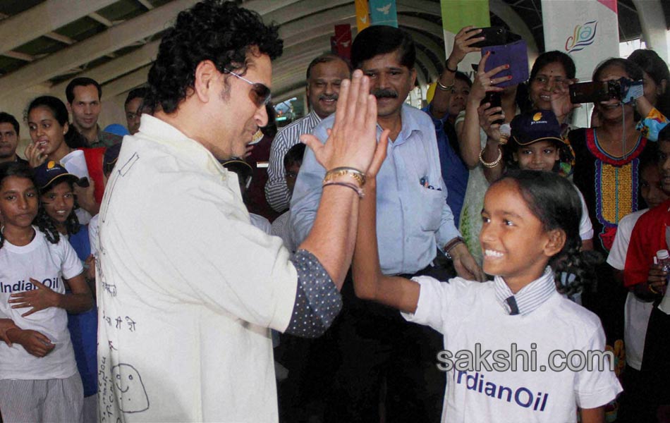 Sachin Tendulkar with under privileged during an event3