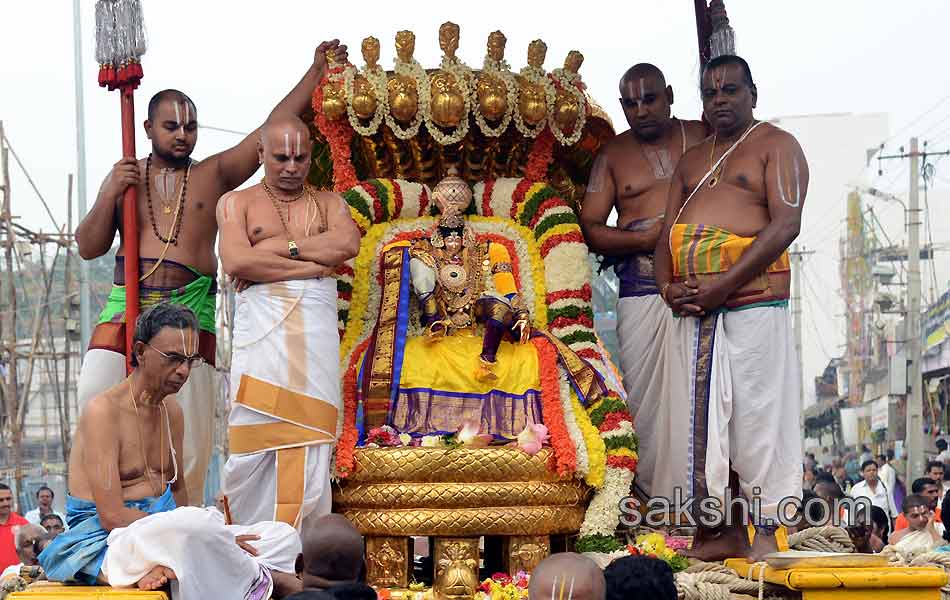 Tiruchanur Brahmotsavam6