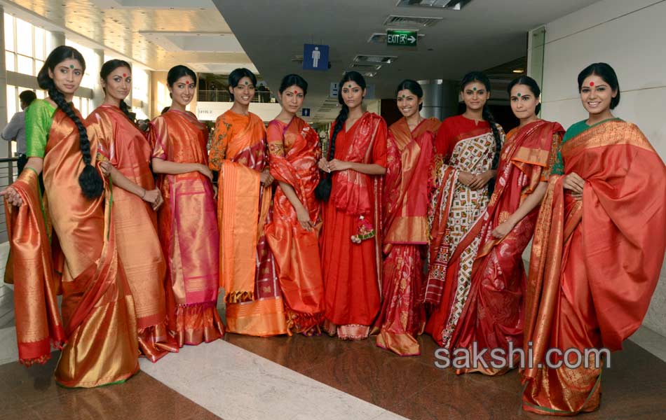 fashion show at HICC1
