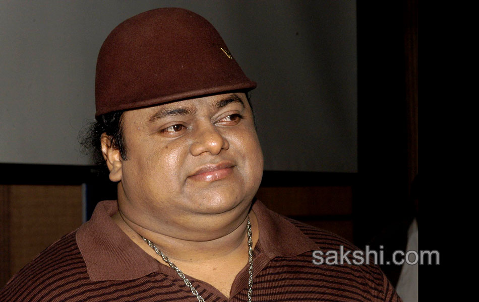 Music Director Chakri Dies of Heart Attack7