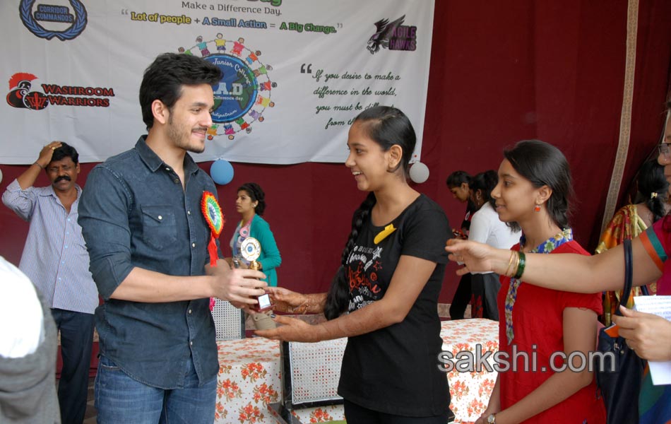 akhil arrives at st ann s mad day14