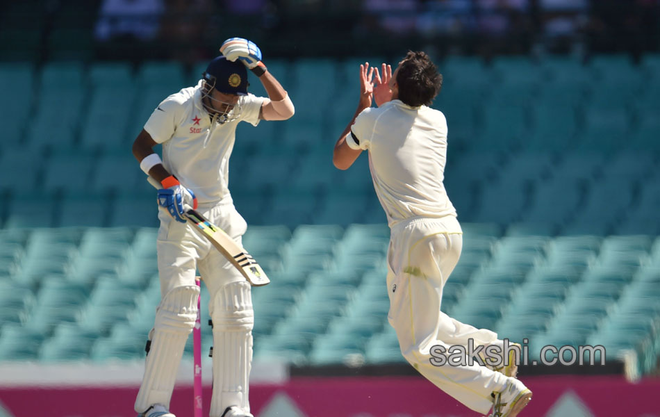 India and Australia Third test match8