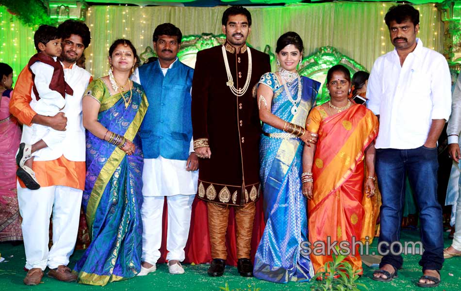 Telugu tv serial anchor Anjali Wedding24