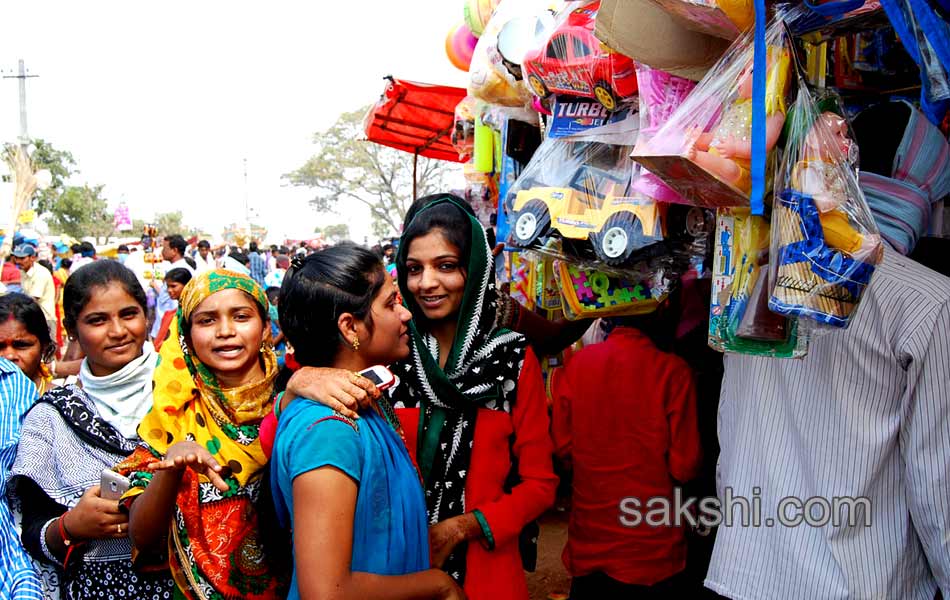 Pedda Gattu Jatara in Nalgonda - Sakshi13