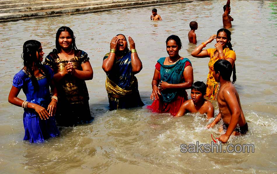 Pedda Gattu Jatara in Nalgonda - Sakshi14