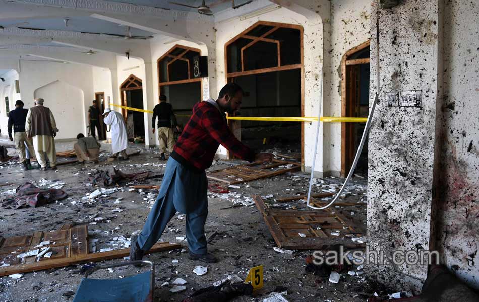 another terror attack in peshawar5