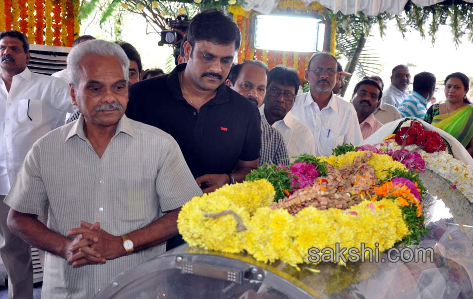 celebrities pay last respects to Dr Rama Naidu - Sakshi18