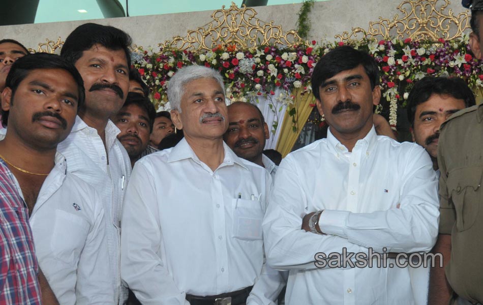 Kotam Reddy Sridhar Reddy daughter marriage - Sakshi4