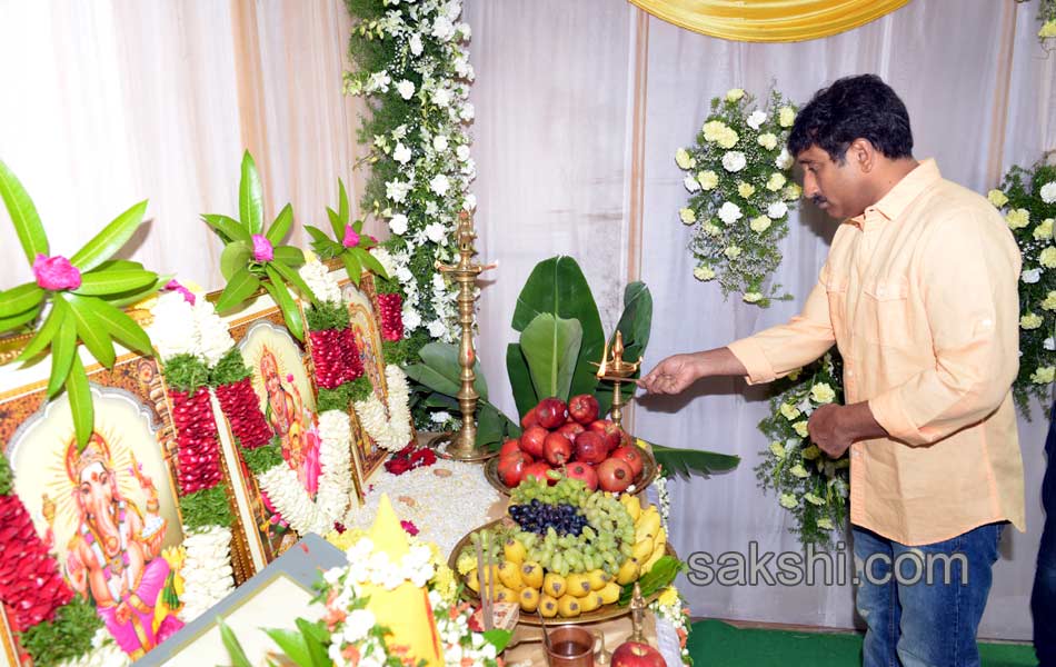 Ram charan Srinu vaitla movie launch - Sakshi14