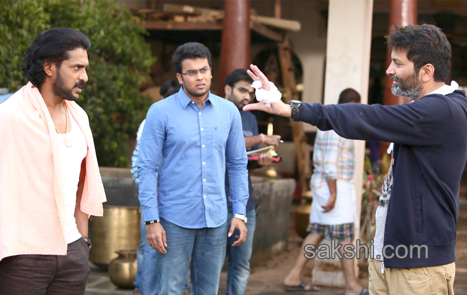 son of satyamurthy working stills11