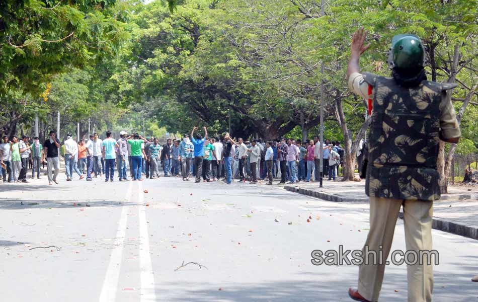 Protests at Osmania University foiled by Police - Sakshi13