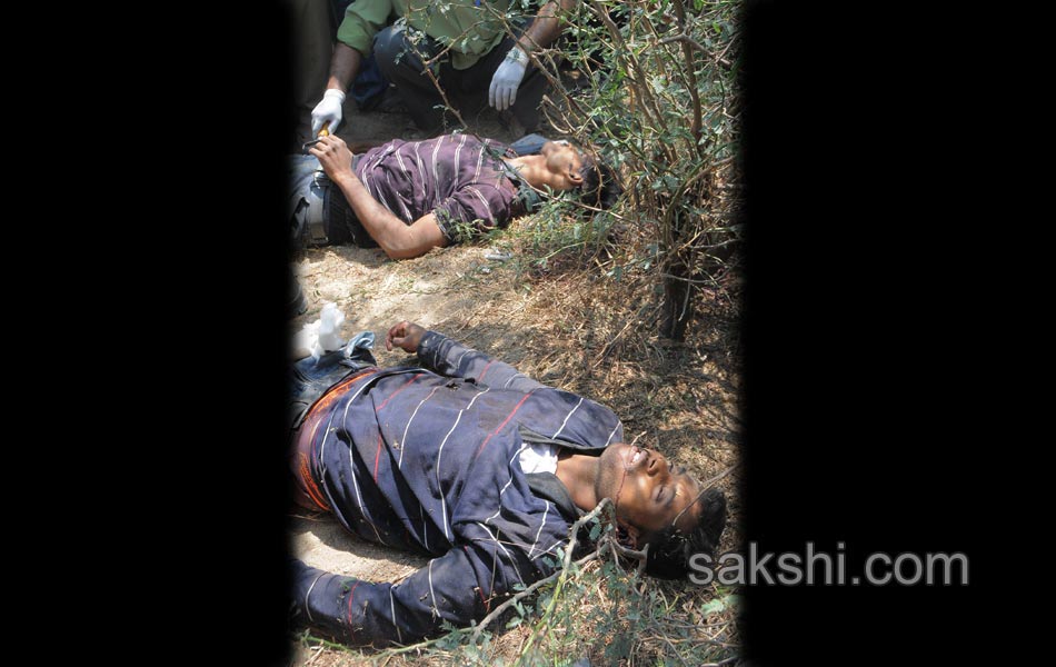 Two killed in suryapet firing encounter - Sakshi10